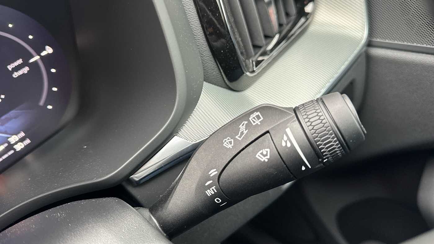 Used Volvo XC60 2025 for sale - 78035920: Photo 18