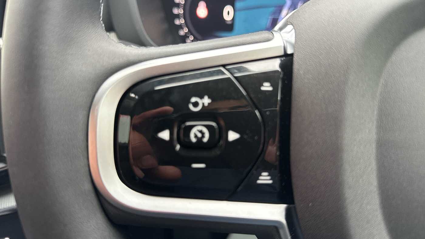 Used Volvo XC60 2025 for sale - 78035920: Photo 19