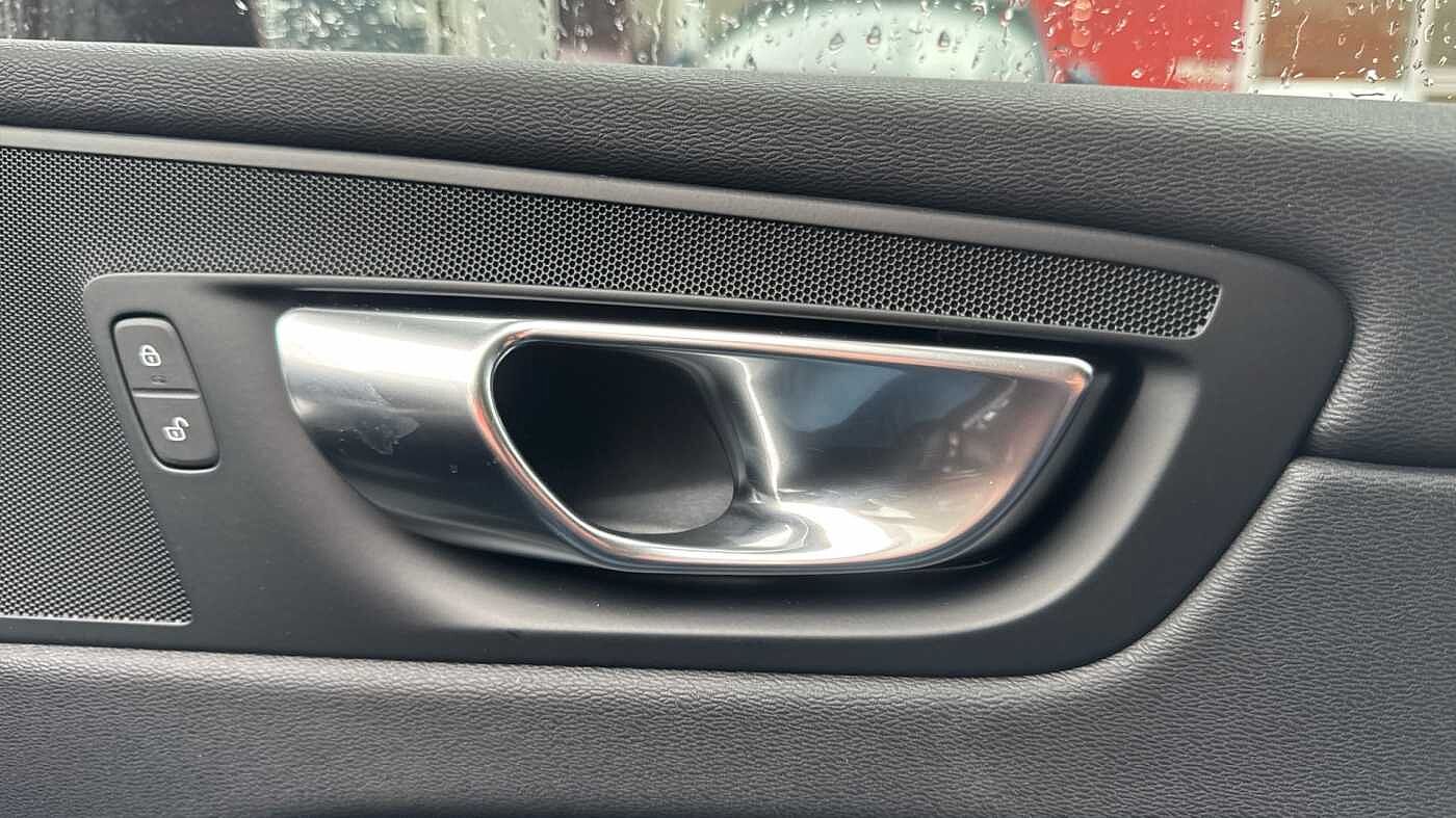 Used Volvo XC60 2025 for sale - 78035920: Photo 26