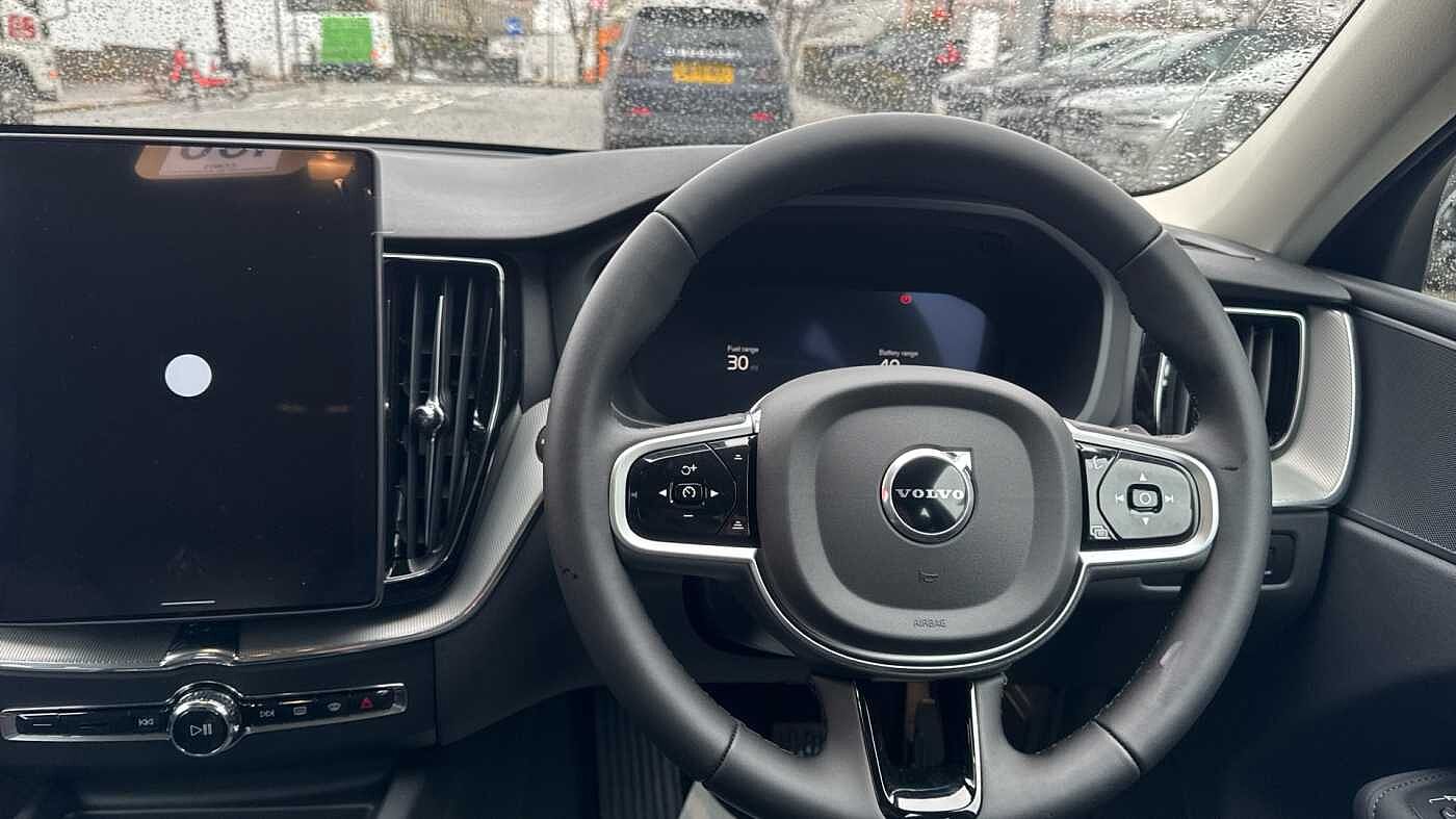 Used Volvo XC60 2025 for sale - 78035920: Photo 5