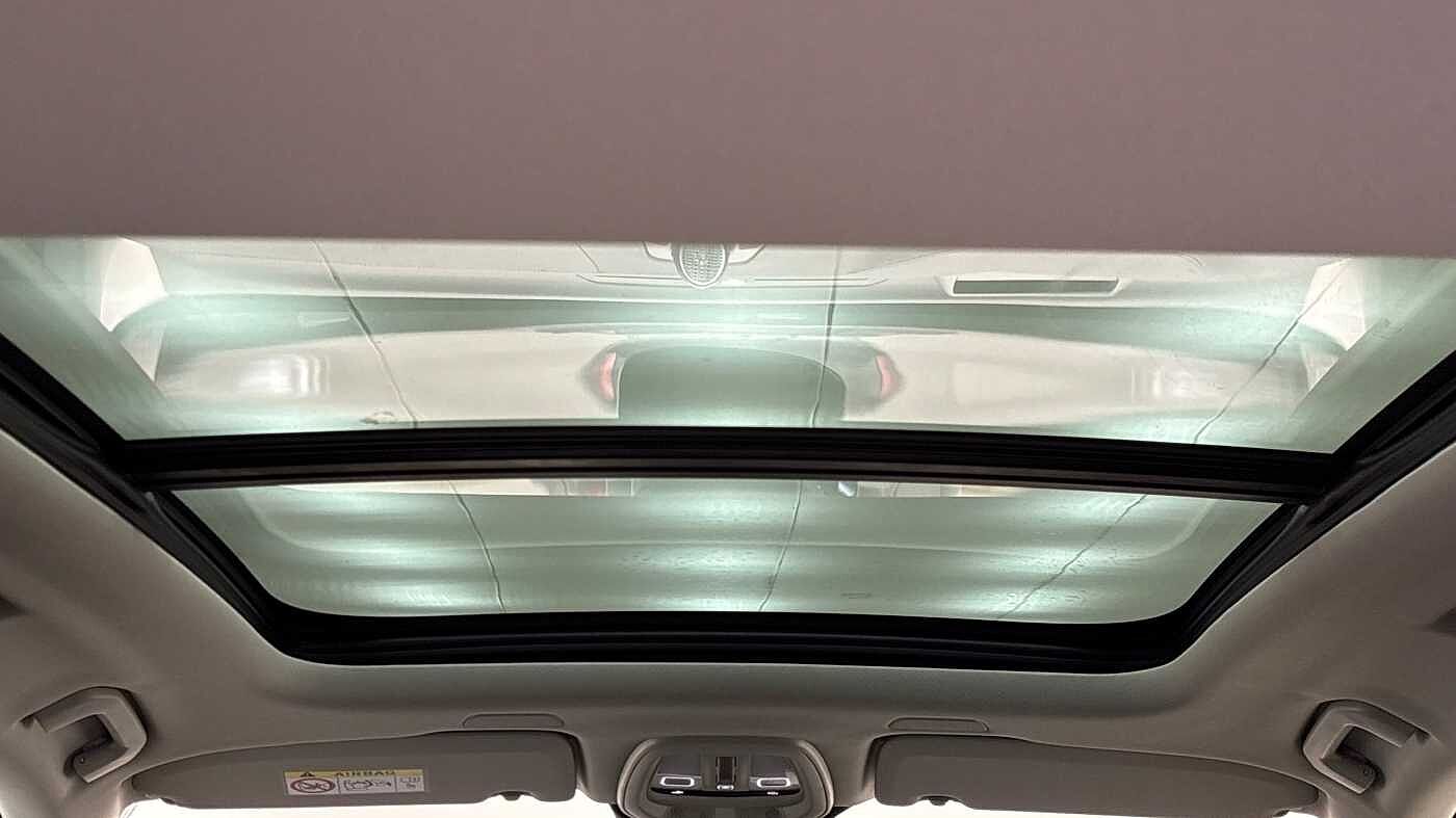 Used Volvo XC60 2025 for sale - 78027936: Photo 11