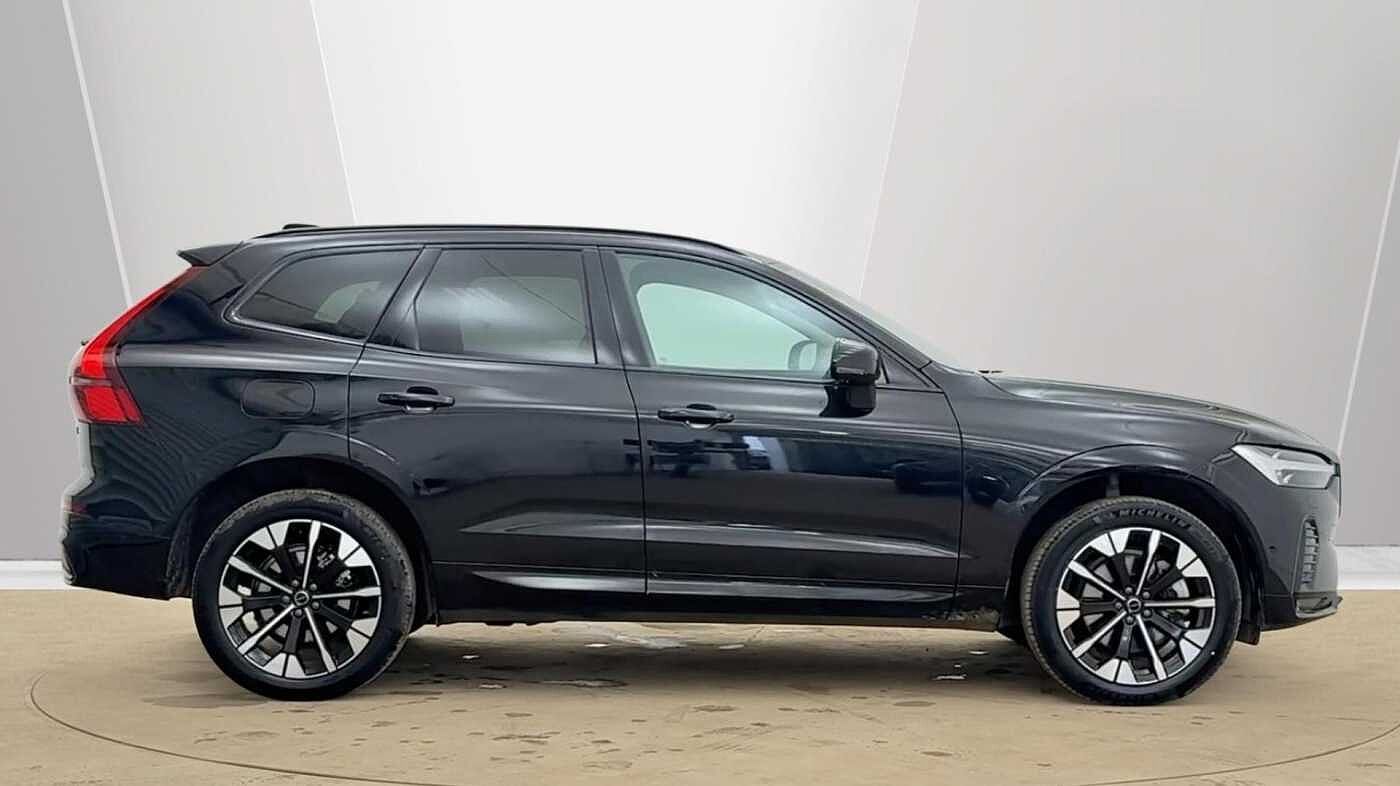 Used Volvo XC60 2025 for sale - 78027936: Photo 2
