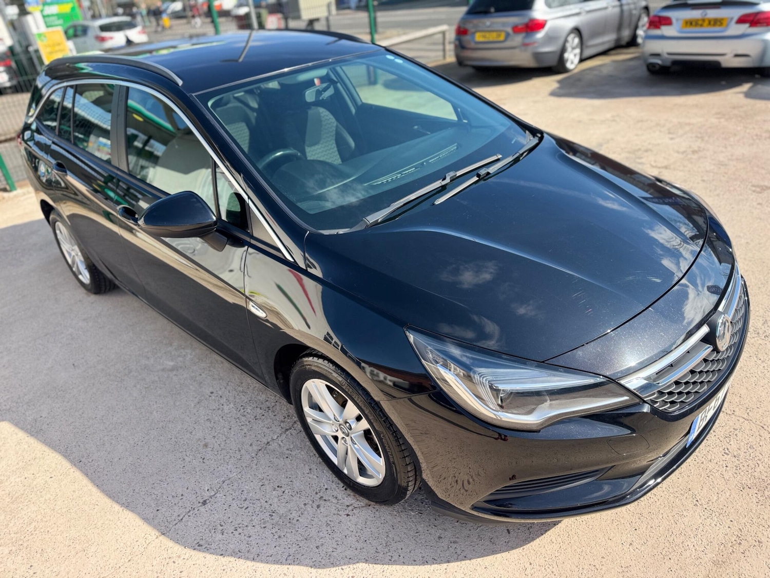 Used Vauxhall Astra 2017 for sale - 77898379: Photo 14