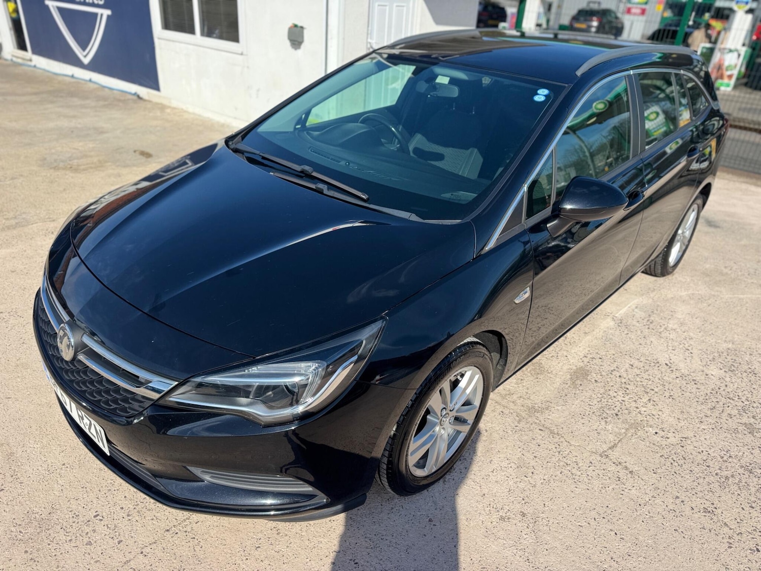 Used Vauxhall Astra 2017 for sale - 77898379: Photo 15