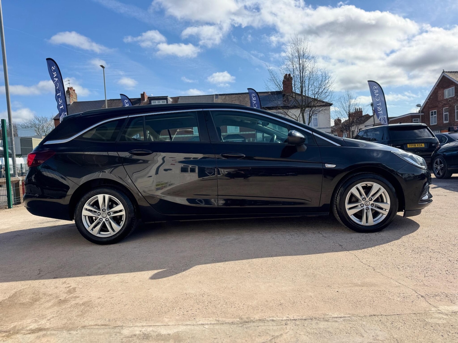 Used Vauxhall Astra 2017 for sale - 77898379: Photo 19