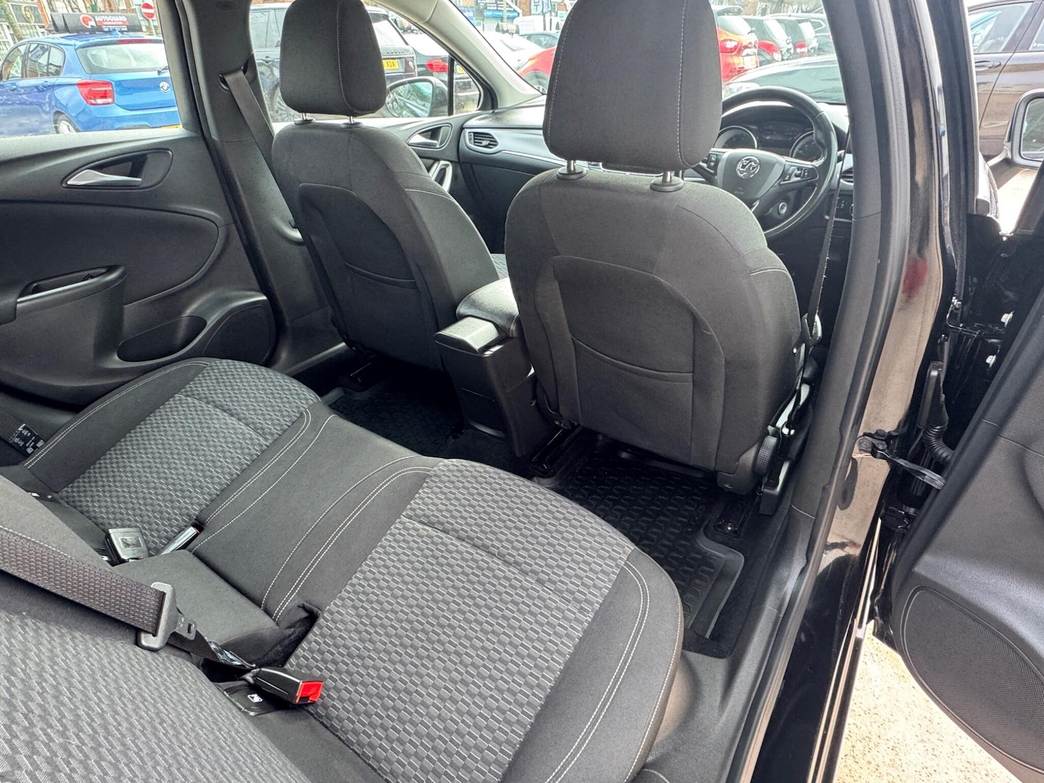 Used Vauxhall Astra 2017 for sale - 77898379: Photo 26