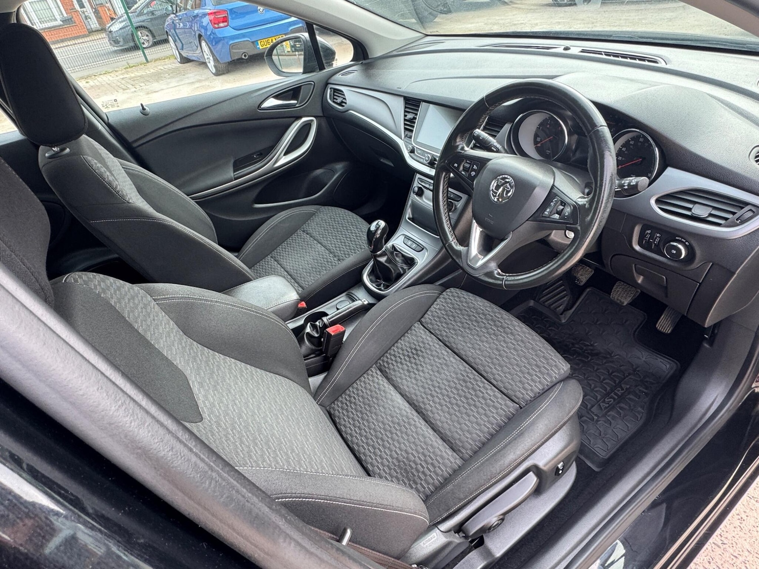 Used Vauxhall Astra 2017 for sale - 77898379: Photo 27