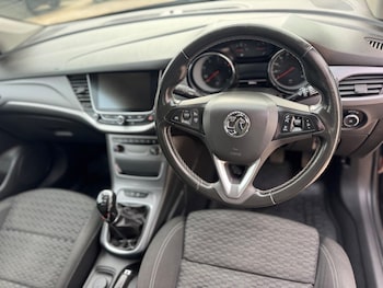 Used Vauxhall Astra 2017 for sale - 77898379: Photo