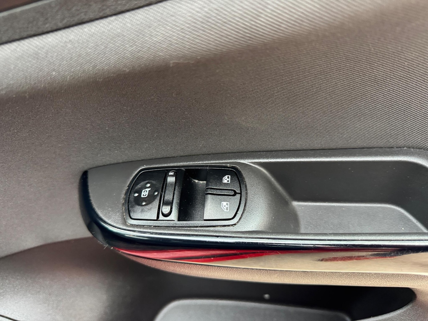 Used Vauxhall Corsa 2015 for sale - 78184847: Photo 43