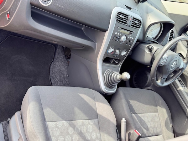 Used Suzuki Splash 2010 for sale - 75634956: Photo 27