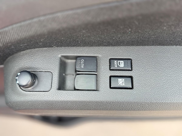 Used Suzuki Splash 2010 for sale - 75634956: Photo 34