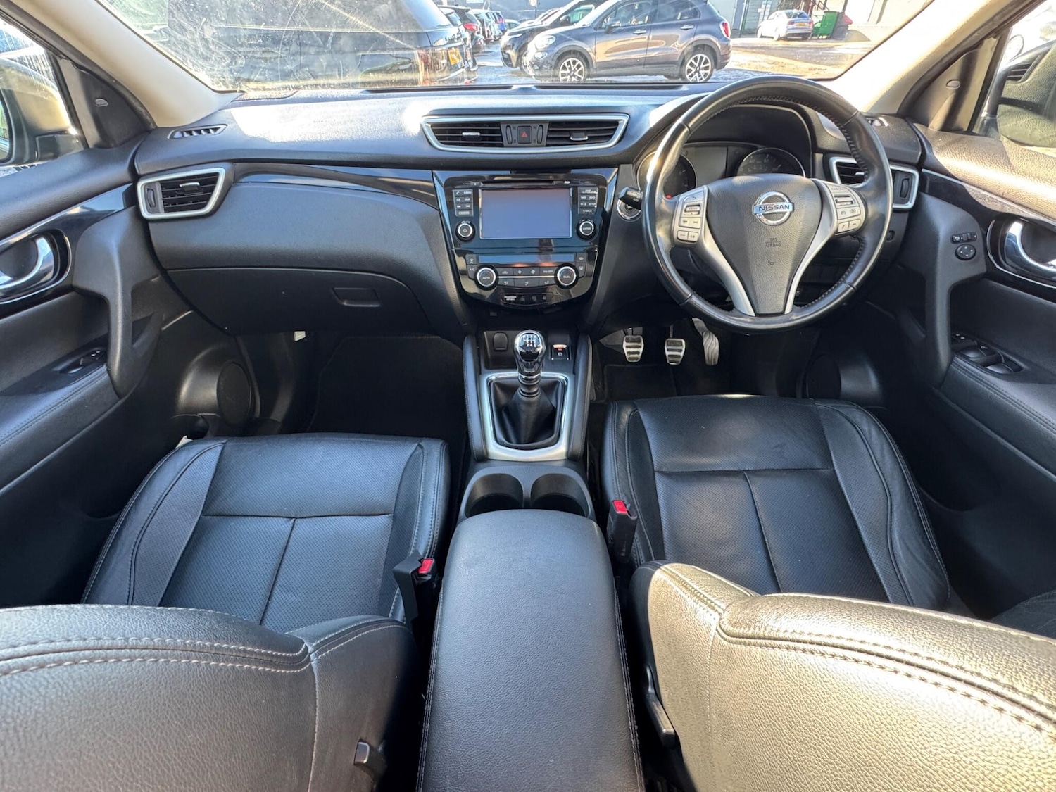 Used Nissan Qashqai 2016 for sale - 77538350: Photo 3