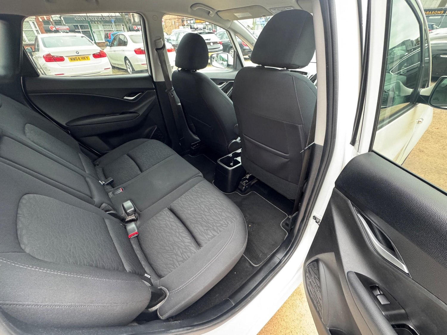 Used Hyundai Ix20 2013 for sale - 76179651: Photo 32