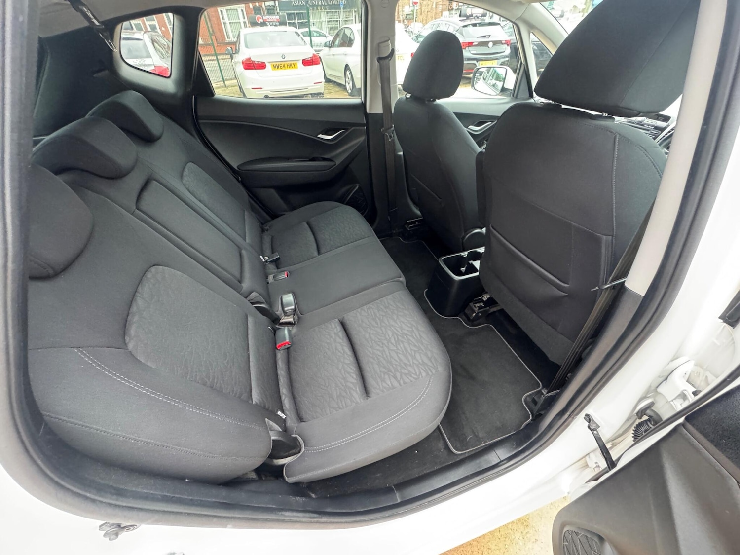 Used Hyundai Ix20 2013 for sale - 76179651: Photo 7