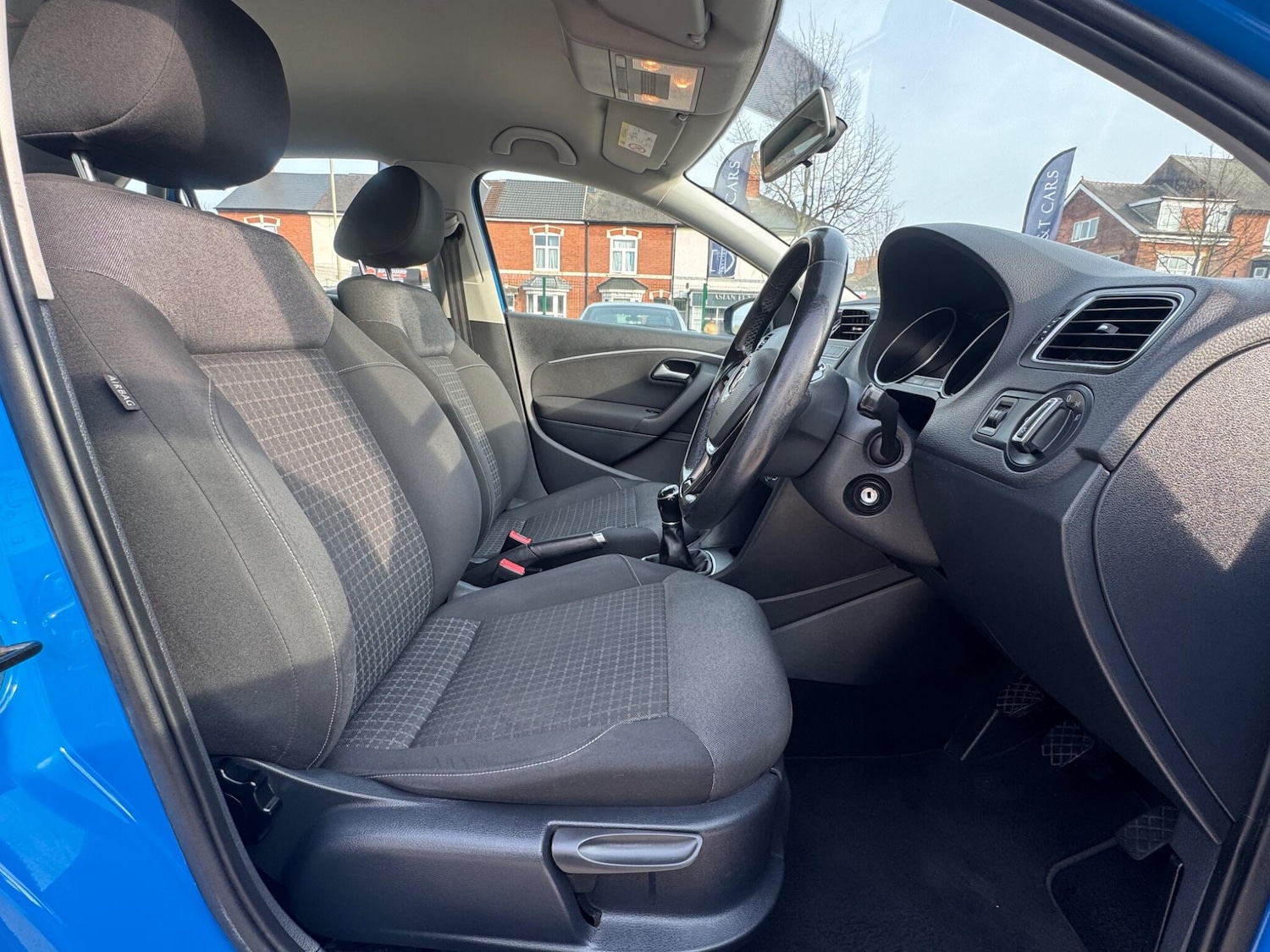 Used Volkswagen Polo 2014 for sale - 77970544: Photo 28