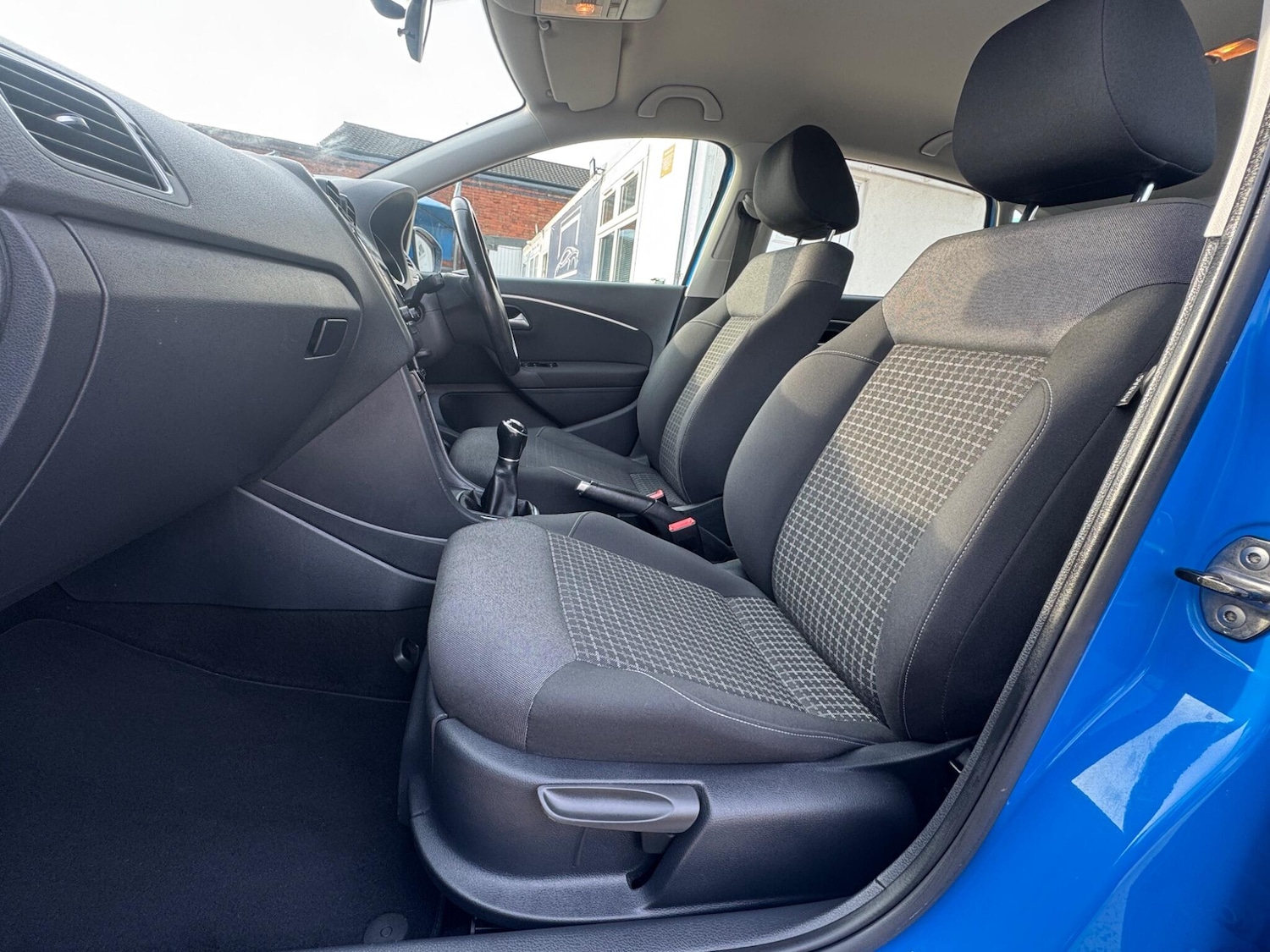 Used Volkswagen Polo 2014 for sale - 77970544: Photo 32