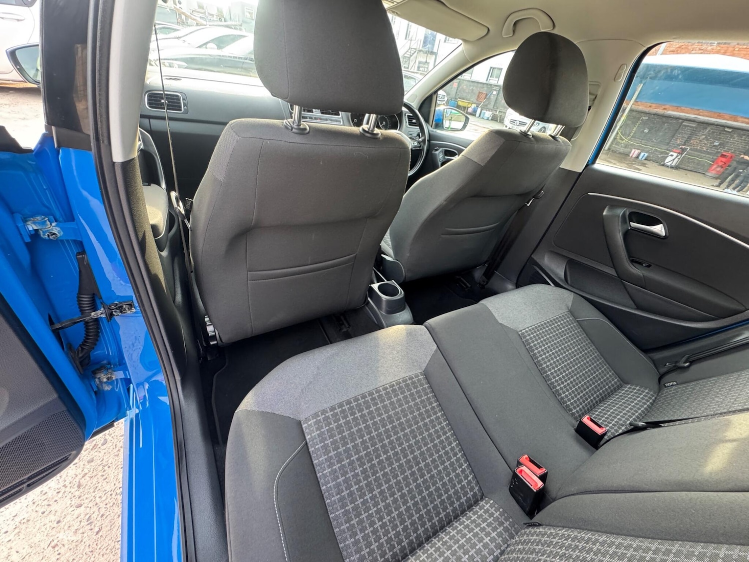 Used Volkswagen Polo 2014 for sale - 77970544: Photo 33