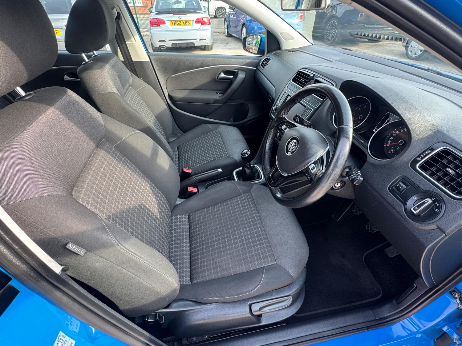 Used Volkswagen Polo 2014 for sale - 77970544: Photo 4