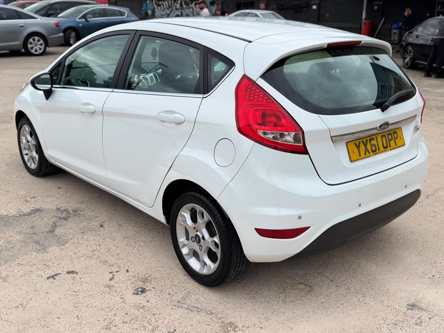 Vehicle 21