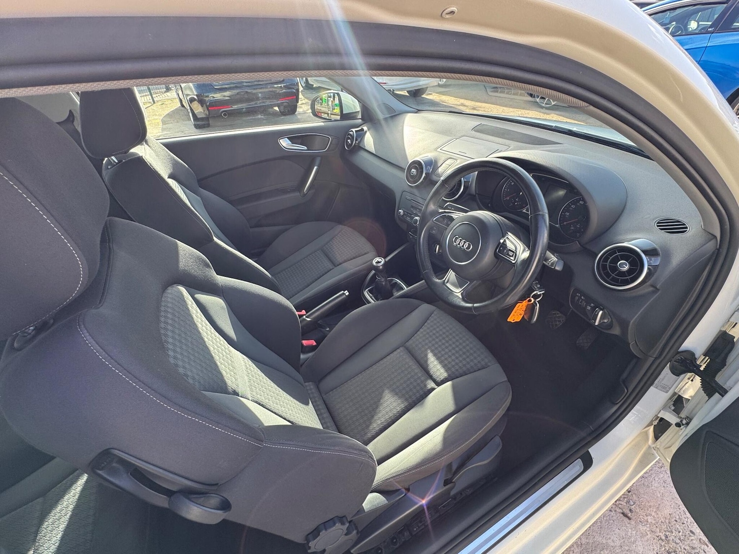 Used Audi A1 2011 for sale - 76512292: Photo 24