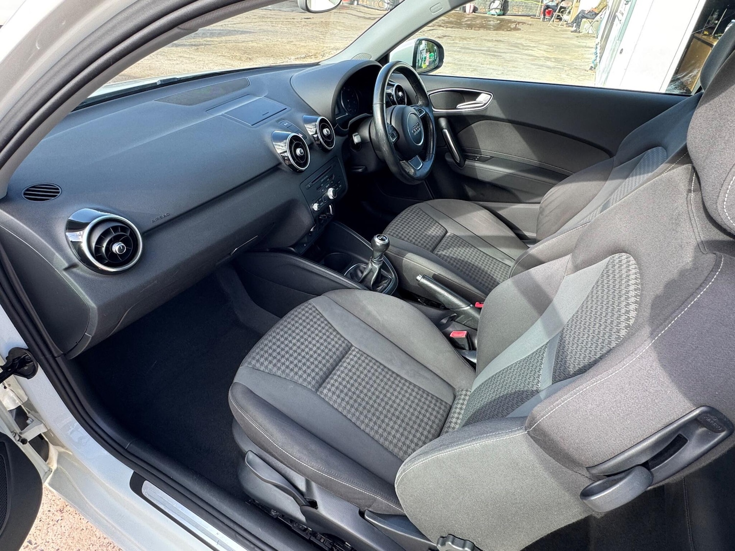 Used Audi A1 2011 for sale - 76512292: Photo 29