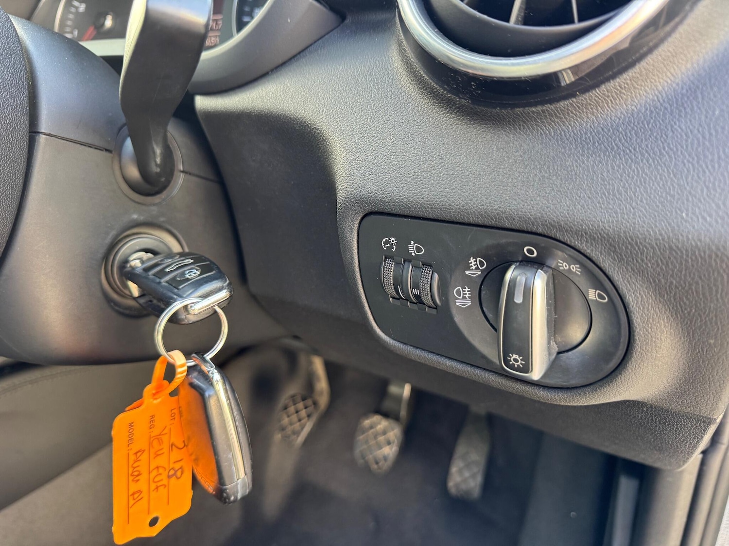 Used Audi A1 2011 for sale - 76512292: Photo 39