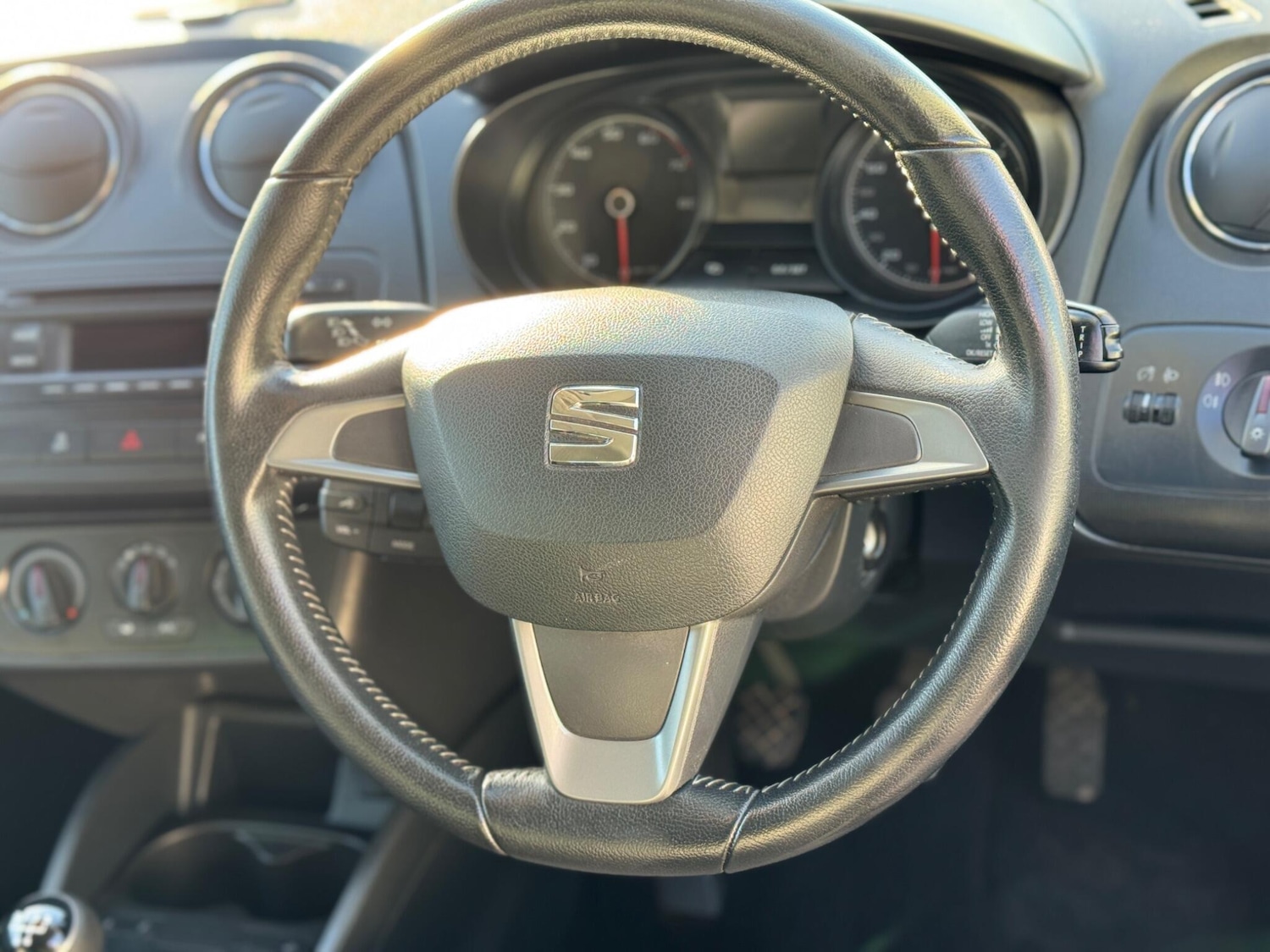 Used SEAT Ibiza 2015 for sale - 76898880: Photo 3