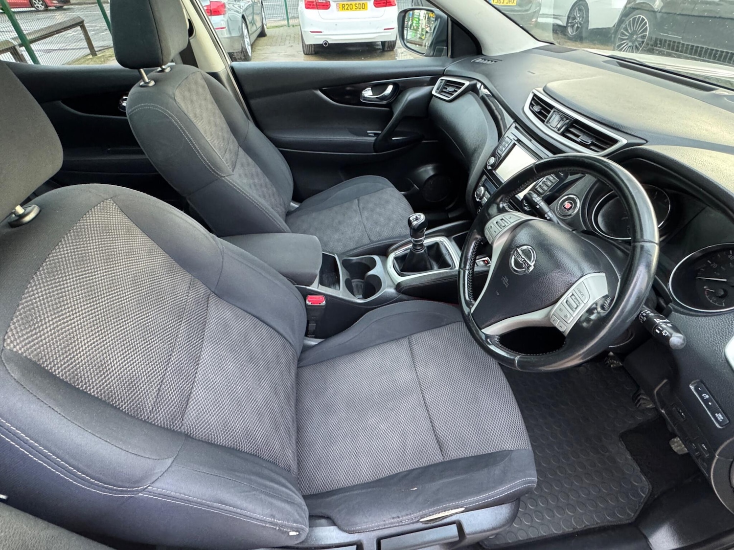 Used Nissan Qashqai 2014 for sale - 77523794: Photo 4
