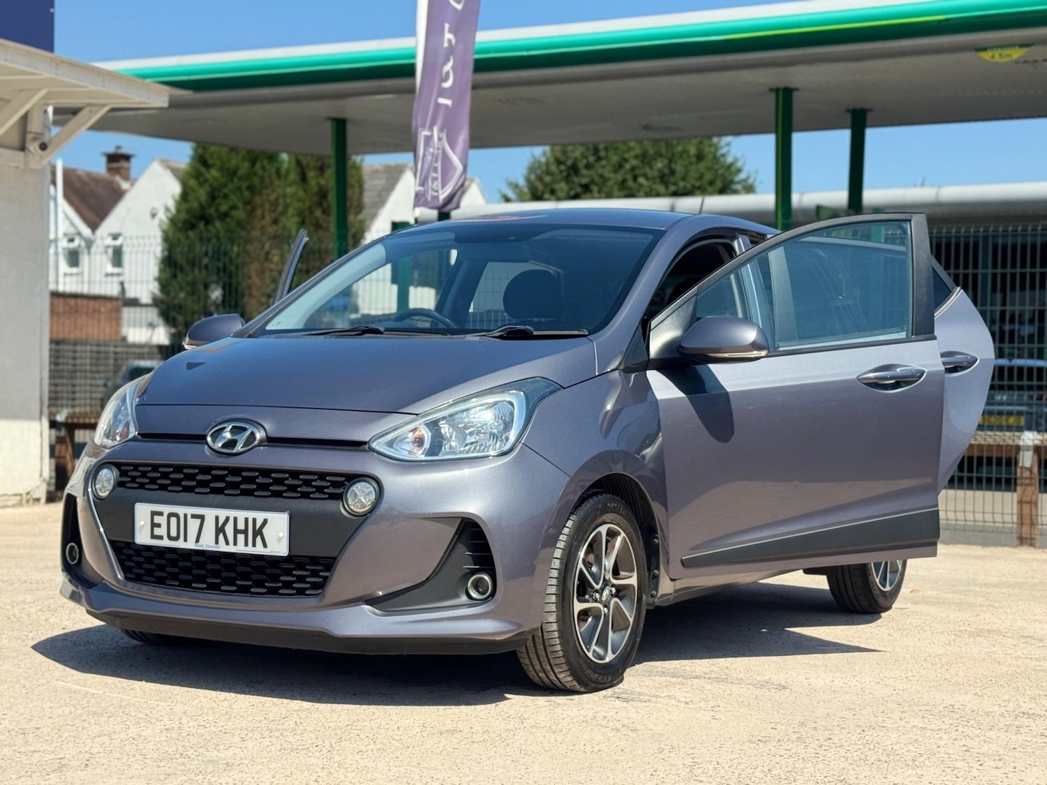 Used Hyundai i10 2017 for sale - 76987618: Photo 19