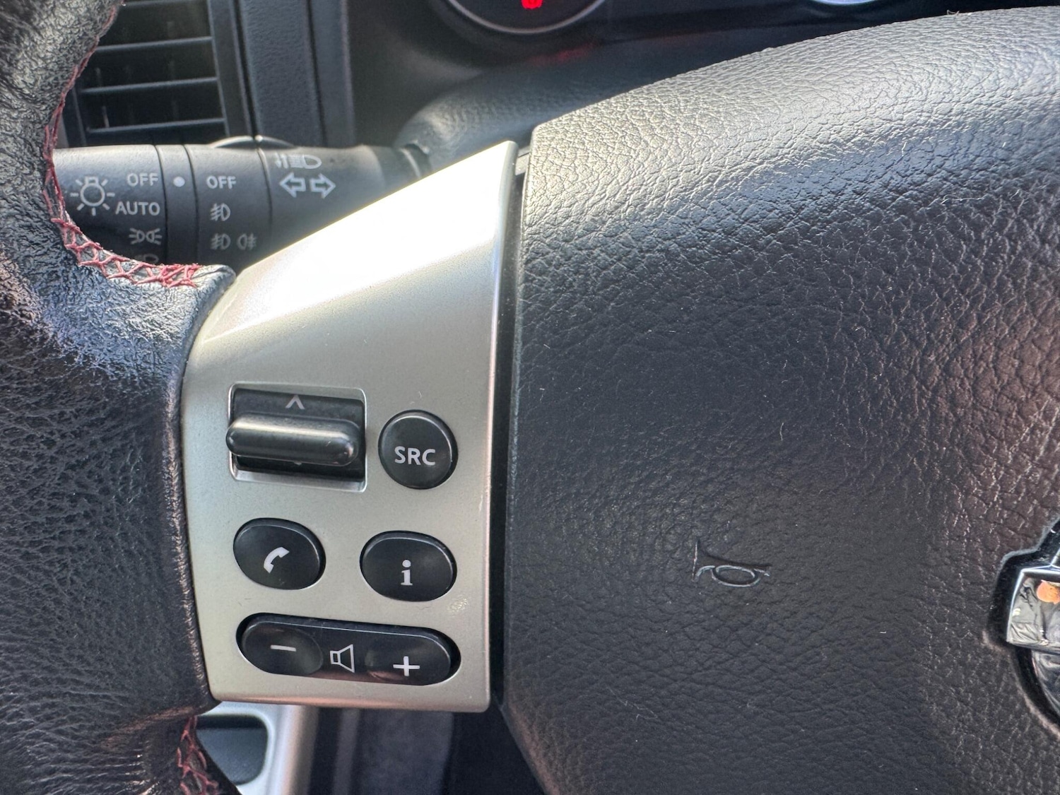 Used Nissan Note 2010 for sale - 76701764: Photo 37