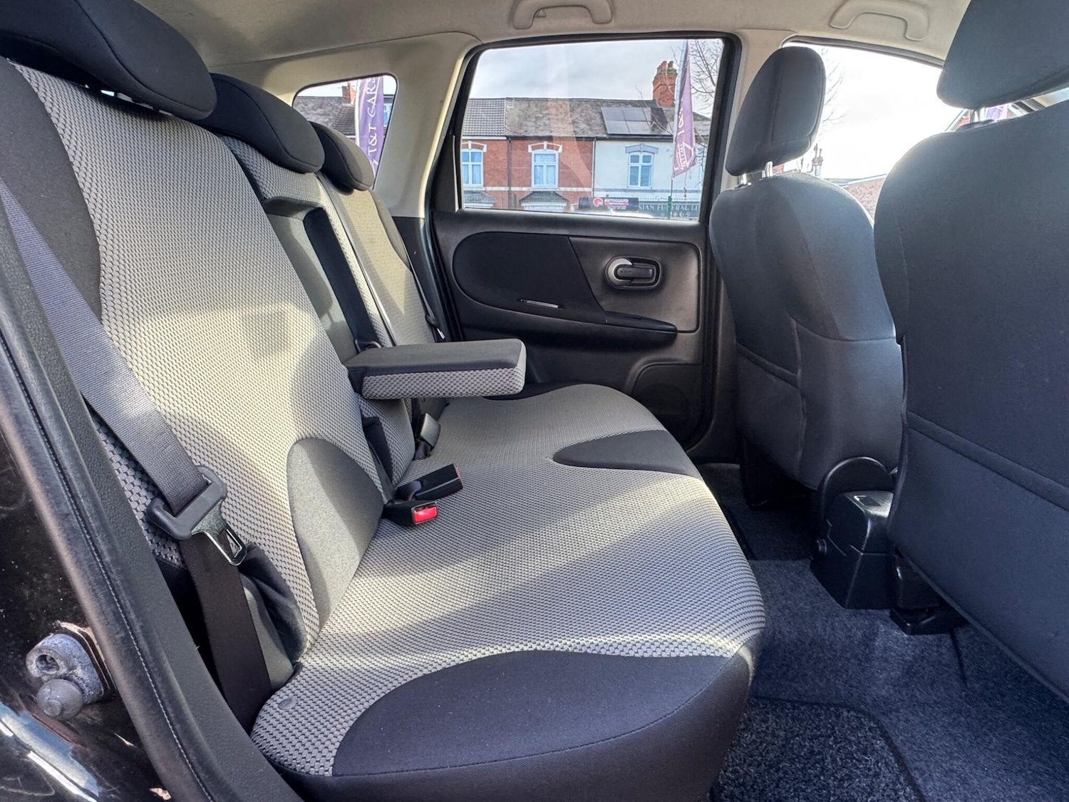 Used Nissan Note 2010 for sale - 76701764: Photo 7