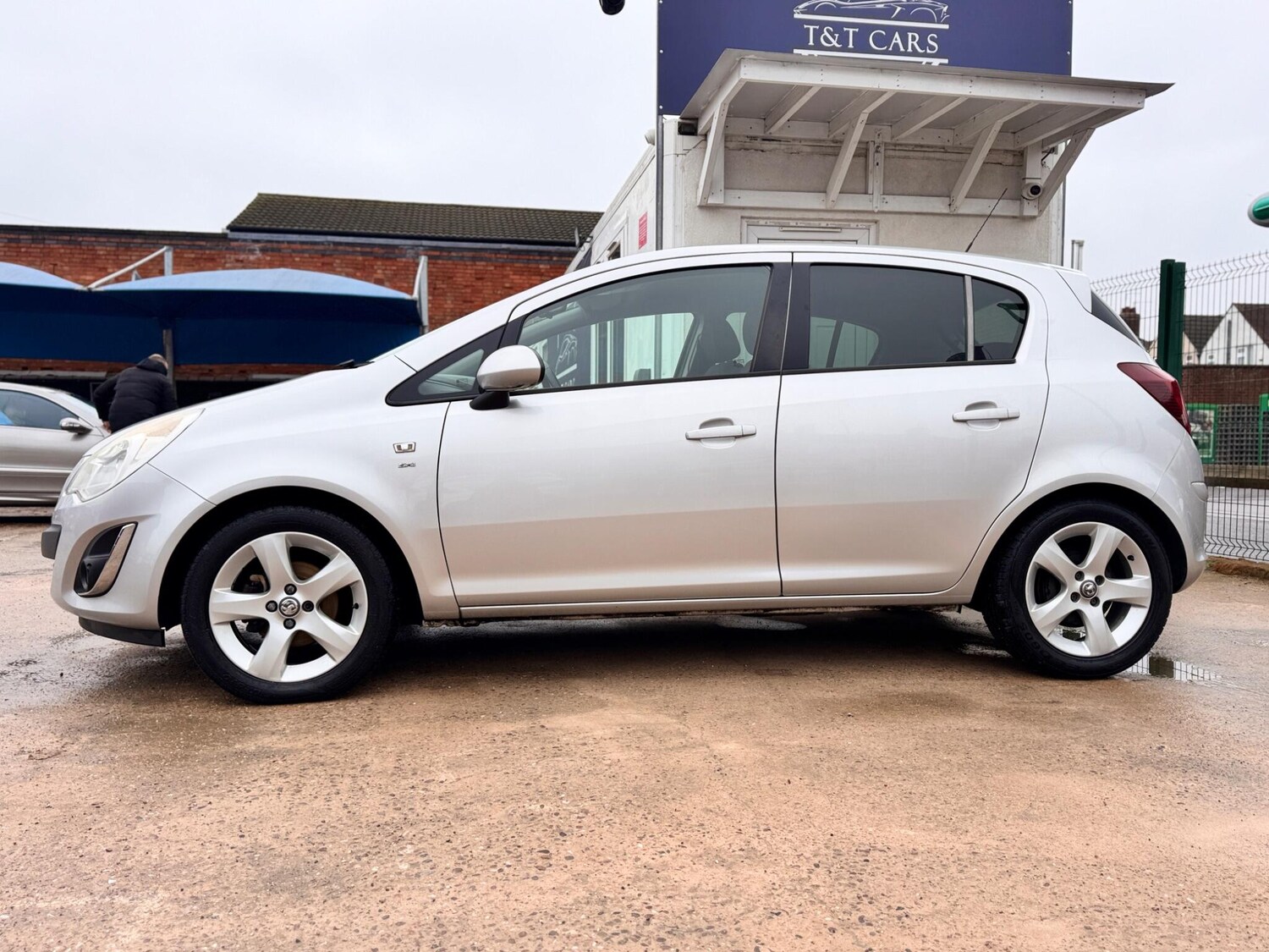Used Vauxhall Corsa 2011 for sale - 77400852: Photo 16