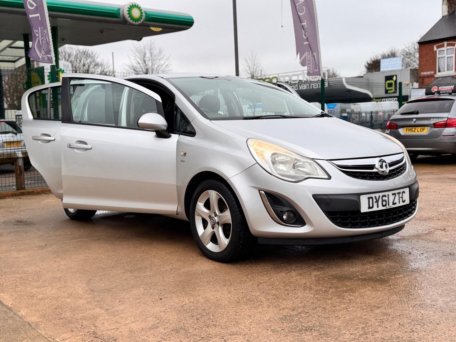 Used Vauxhall Corsa 2011 for sale - 77400852: Photo 20