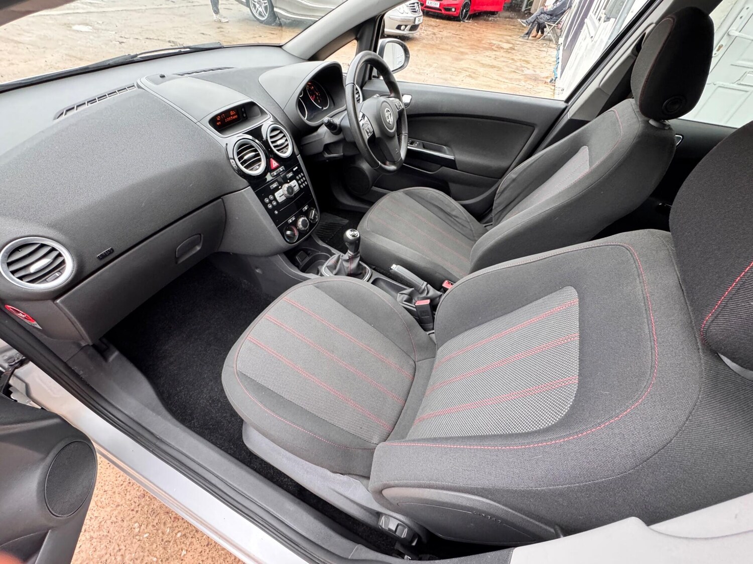 Used Vauxhall Corsa 2011 for sale - 77400852: Photo 27