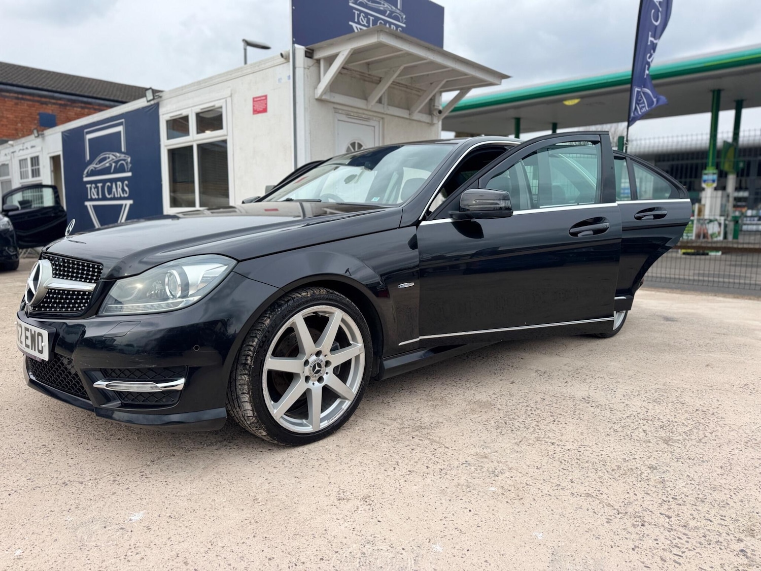 Used Mercedes-Benz C Class 2012 for sale - 77994143: Photo 23