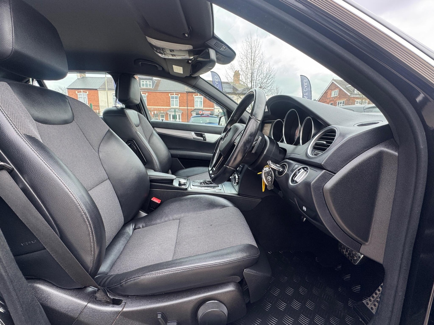 Used Mercedes-Benz C Class 2012 for sale - 77994143: Photo 26