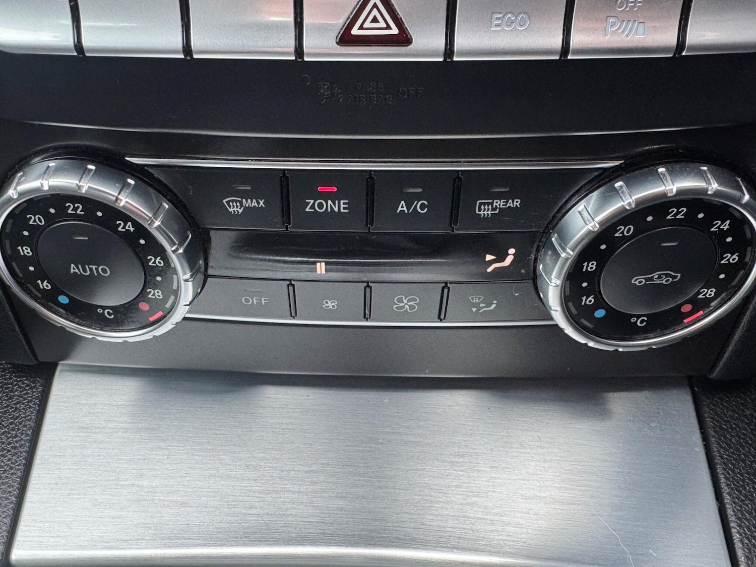 Used Mercedes-Benz C Class 2012 for sale - 77994143: Photo 41