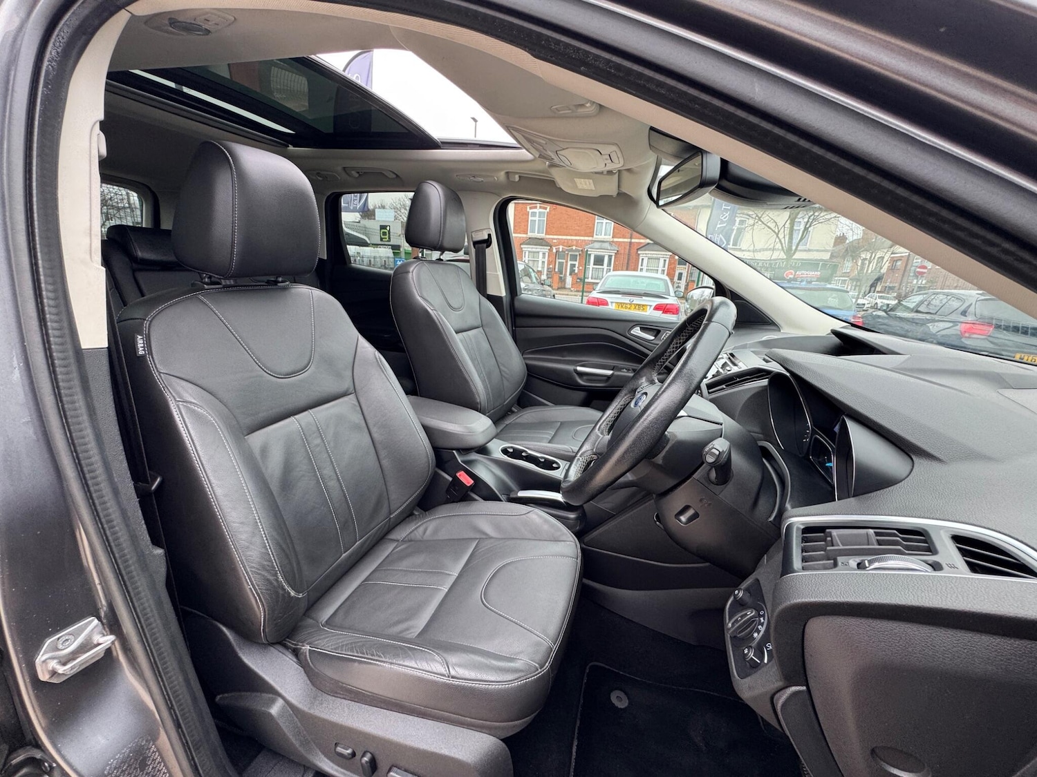 Used Ford Kuga 2013 for sale - 77783673: Photo 4