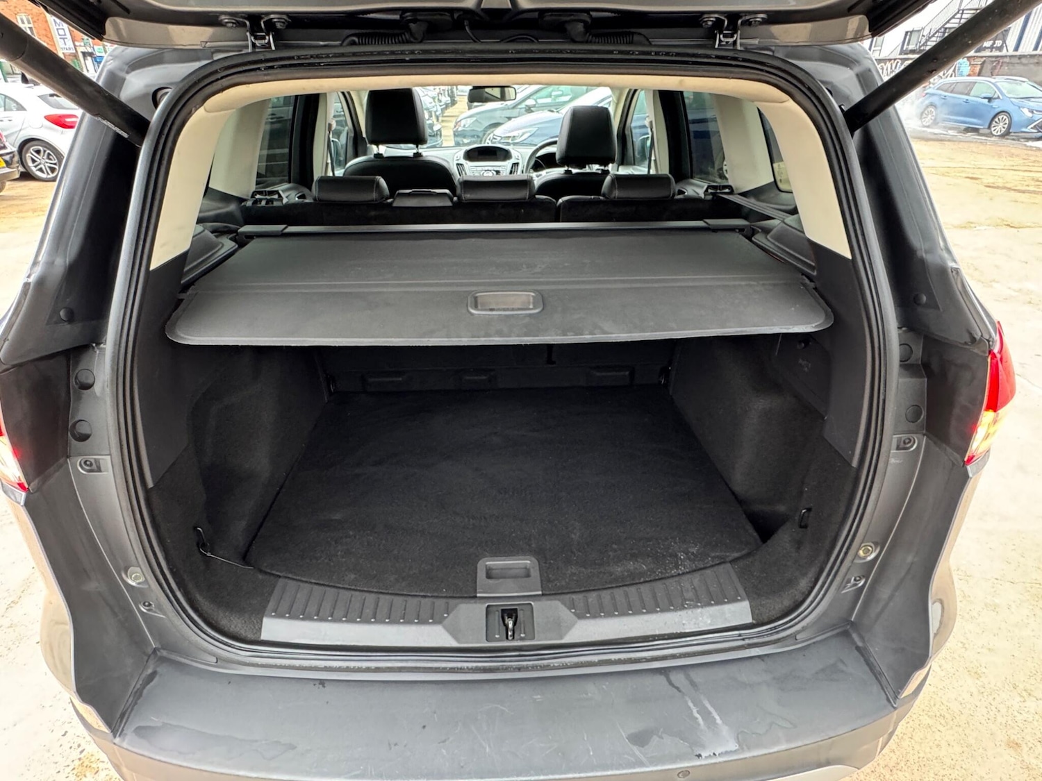 Used Ford Kuga 2013 for sale - 77783673: Photo 48