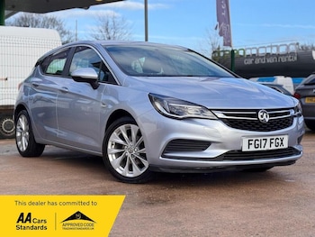Used Vauxhall Astra 2017 for sale - 77359070: Photo