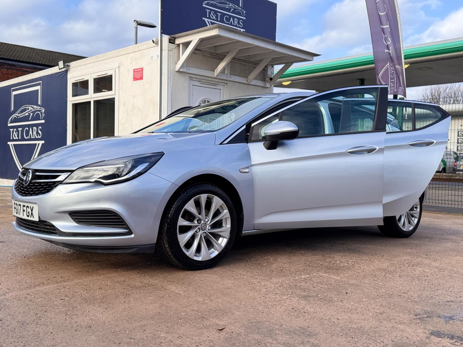 Used Vauxhall Astra for sale - 77359070: Photo 23