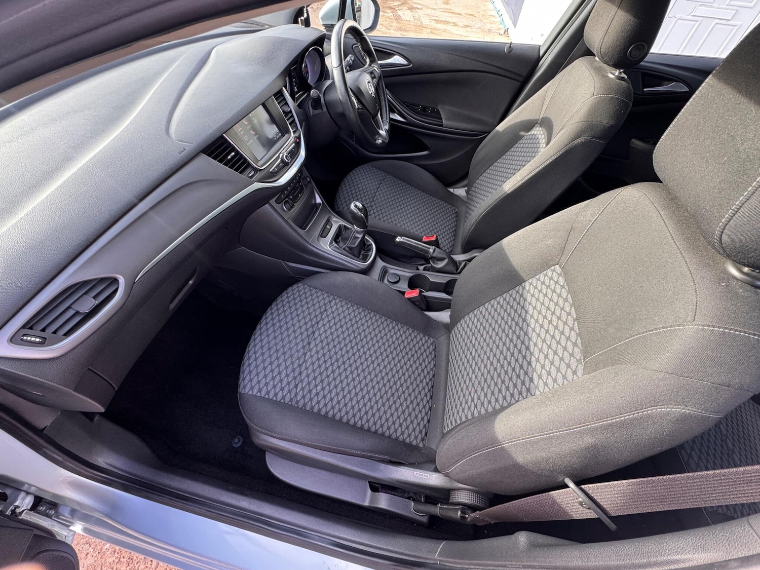 Used Vauxhall Astra for sale - 77359070: Photo 28