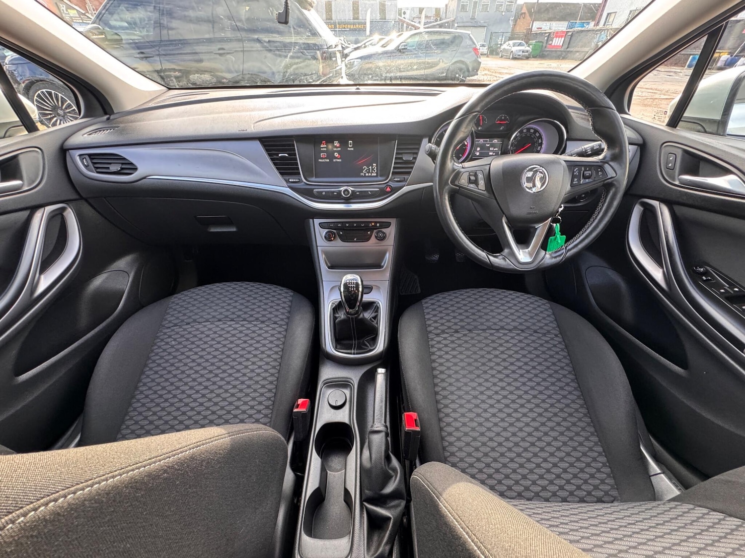 Used Vauxhall Astra for sale - 77359070: Photo 3