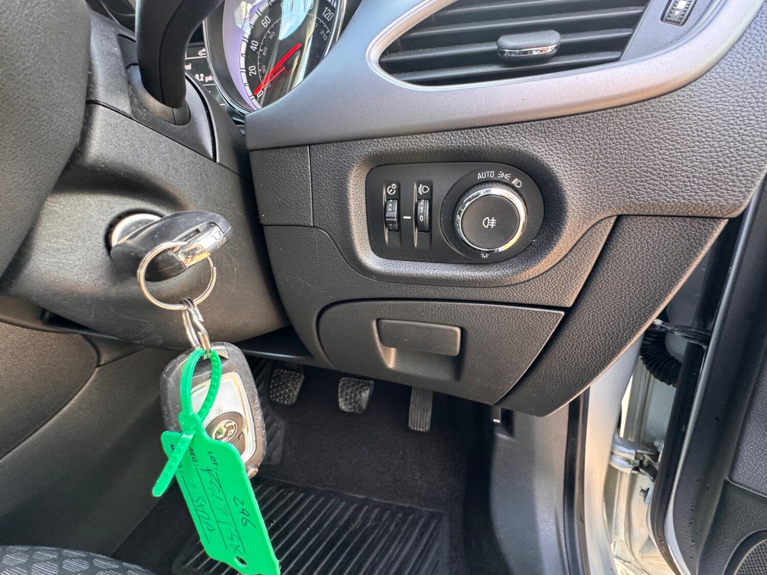 Used Vauxhall Astra for sale - 77359070: Photo 36