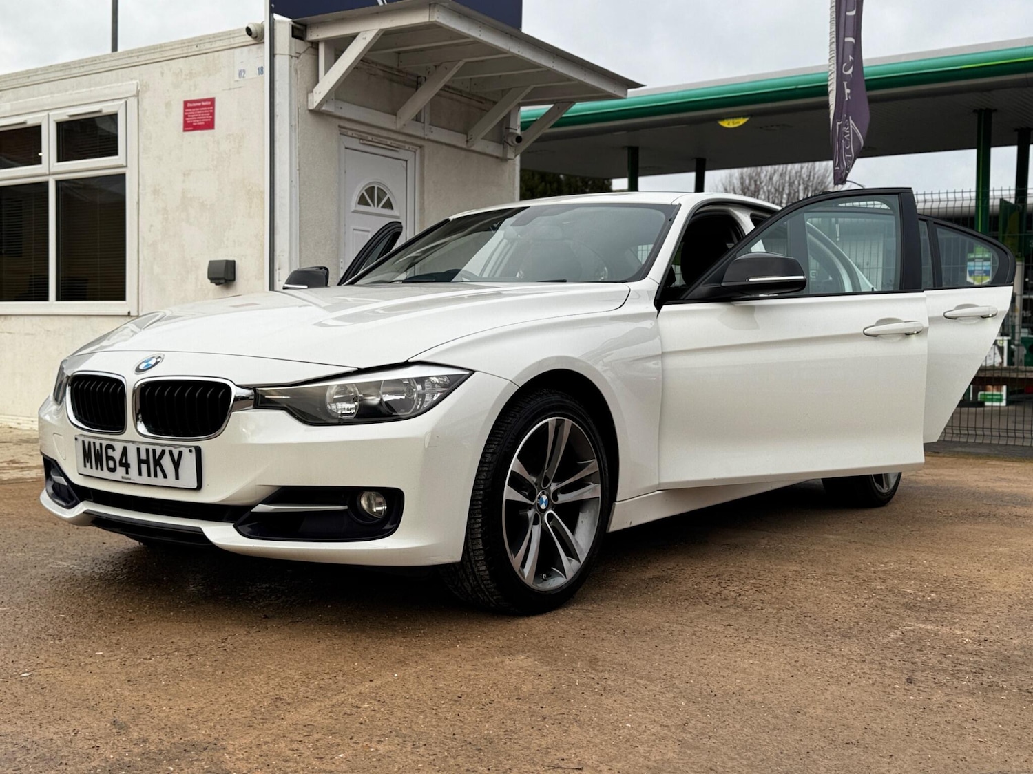 Used BMW 3 Series 2014 for sale - 77203695: Photo 25