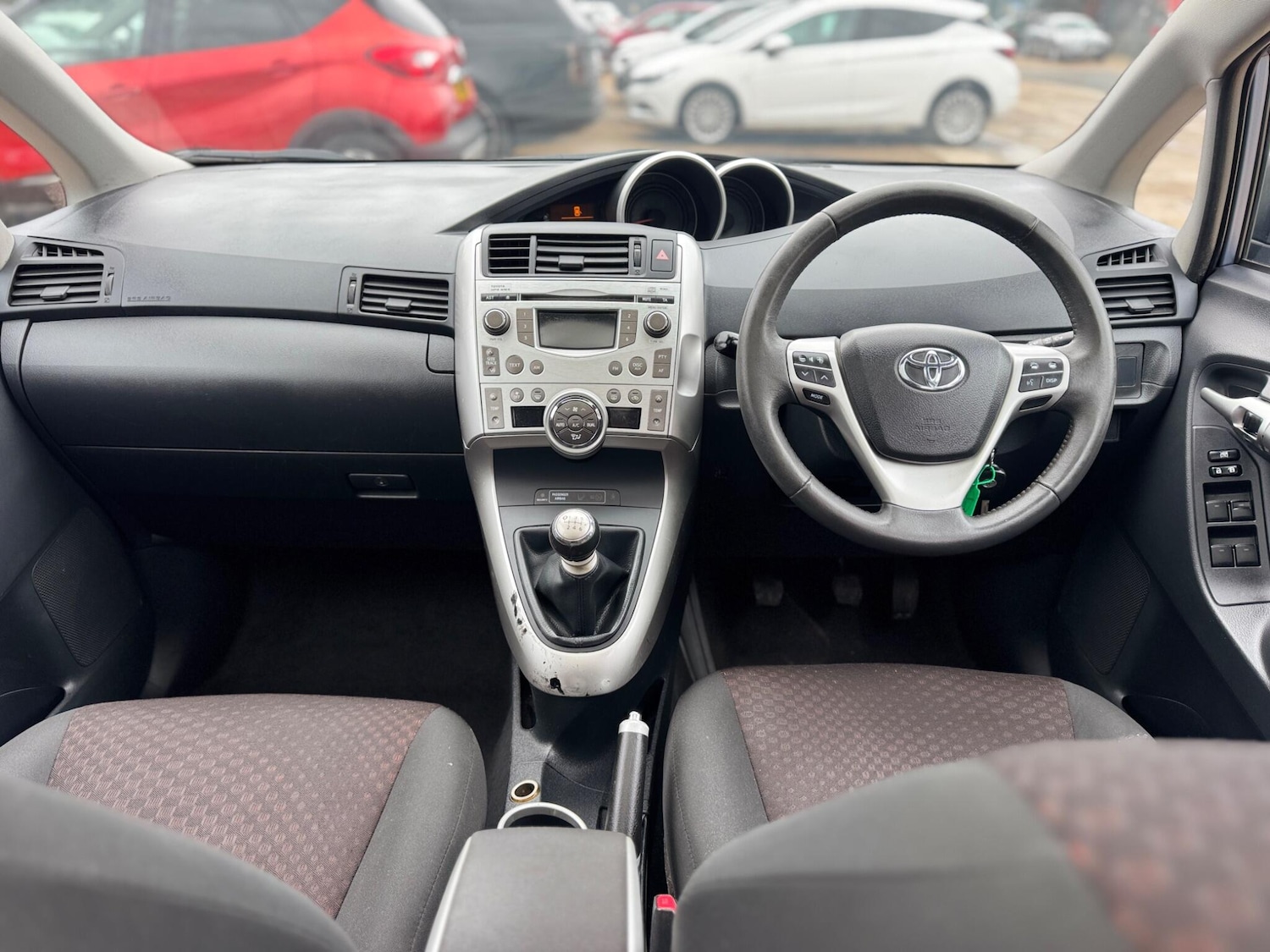 Used Toyota Verso 2011 for sale - 77709950: Photo 3