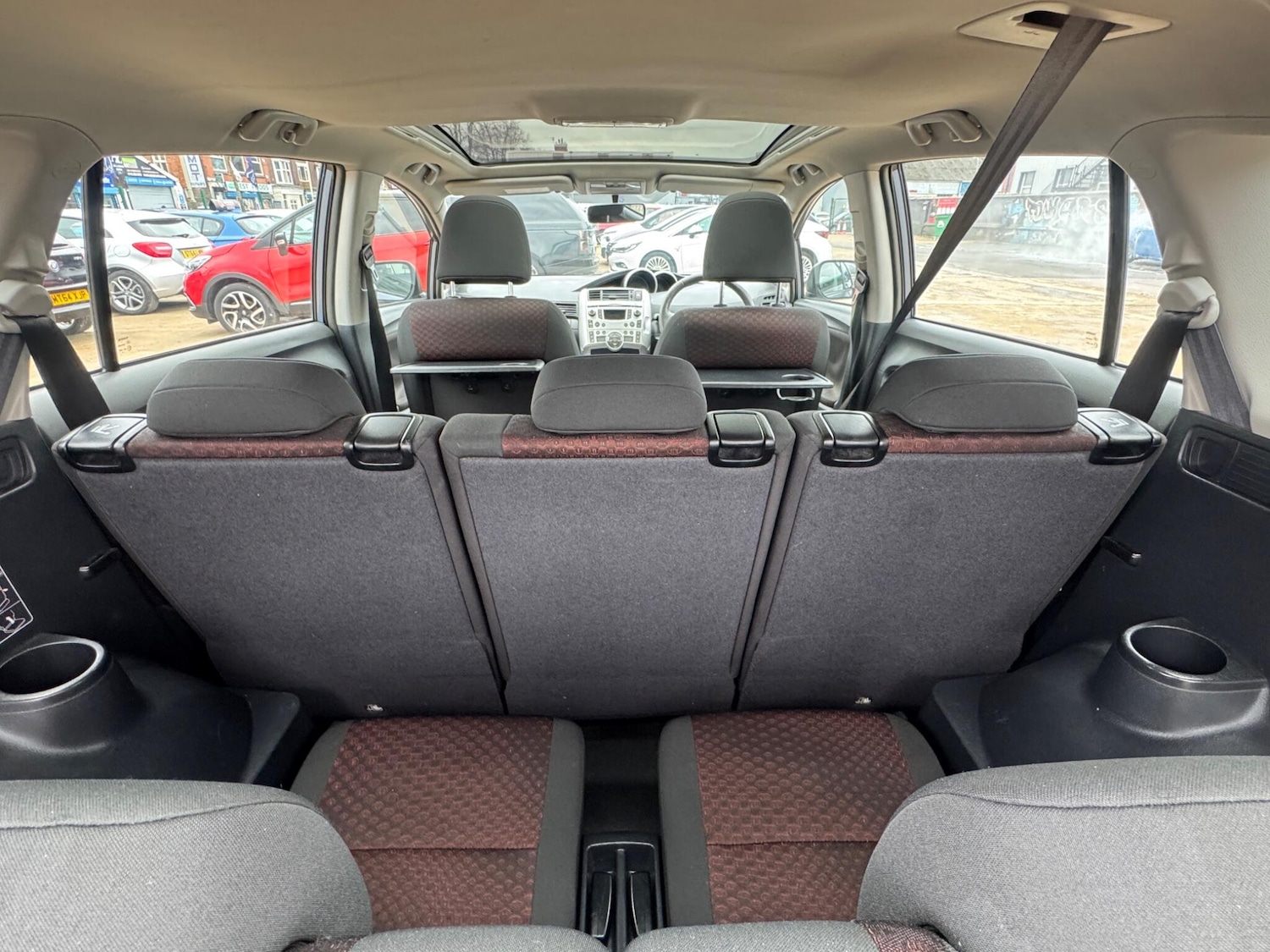 Used Toyota Verso 2011 for sale - 77709950: Photo 37