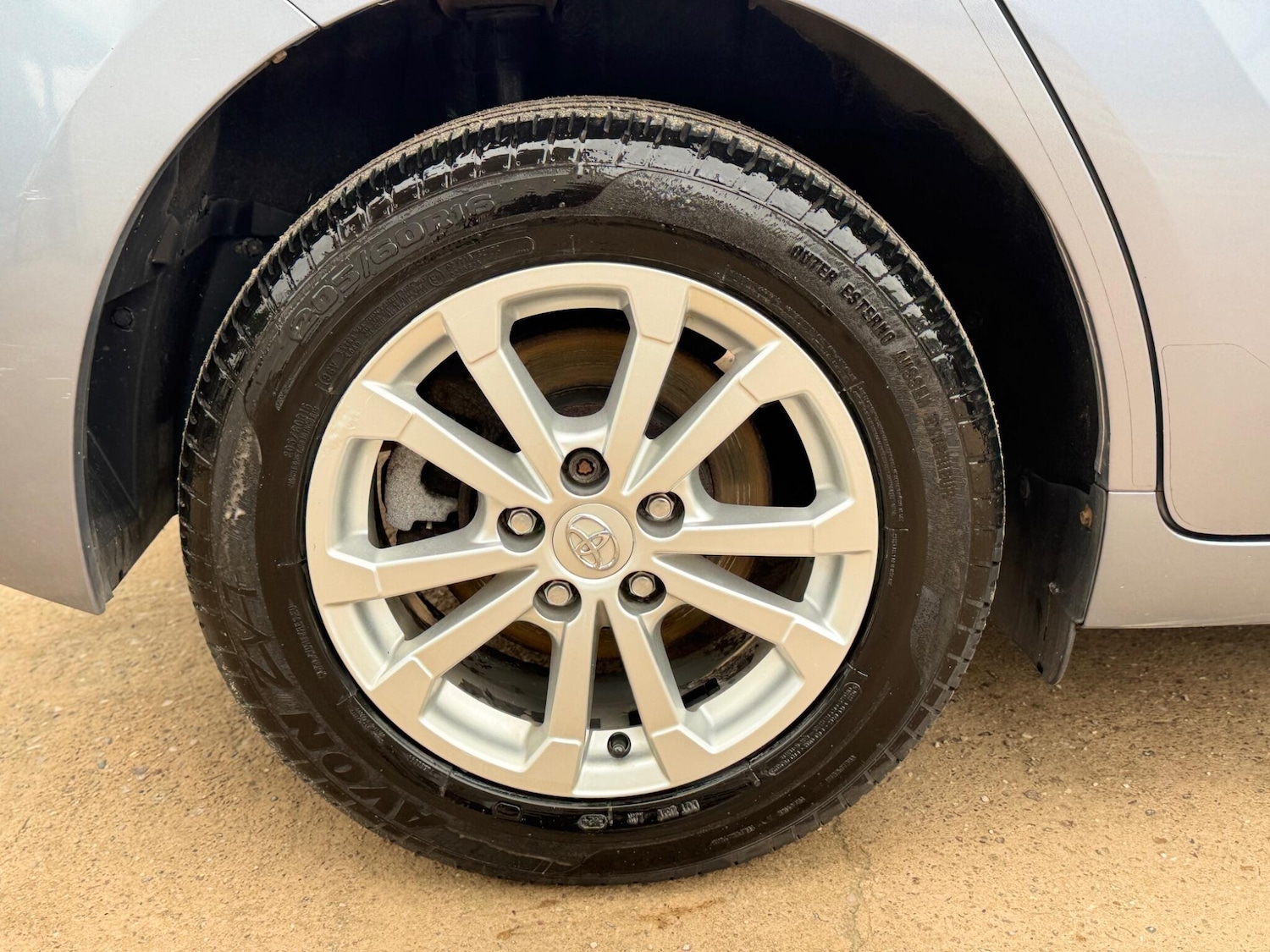 Used Toyota Verso 2011 for sale - 77709950: Photo 46