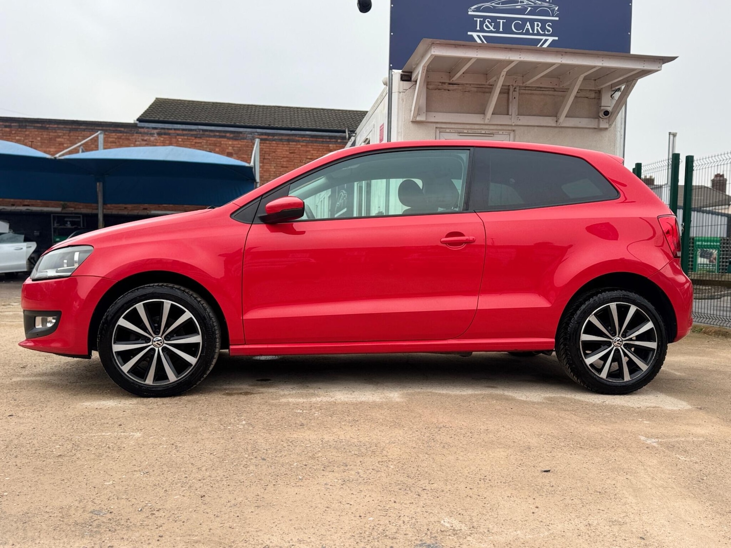 Used Volkswagen Polo 2013 for sale - 77799224: Photo 15
