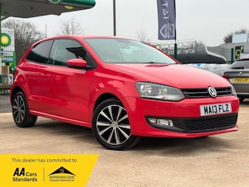 Used Volkswagen Polo 2013 for sale - 77799224: Photo